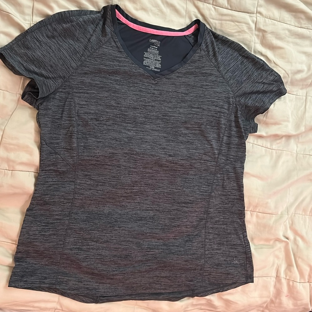 XL Danskin Now Semi Fitted Grey Workout Top